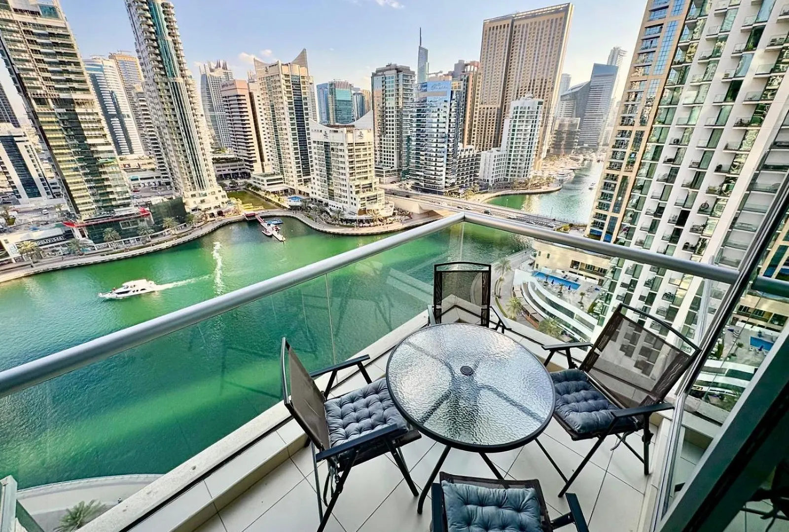 Best Location In Dubai Marina Forenede Arabiske Emirater